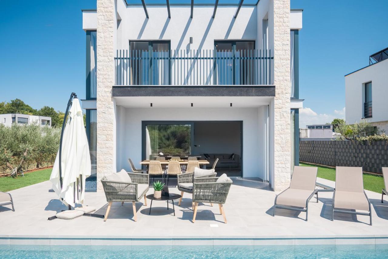Villa Grota Poreč Buitenkant foto