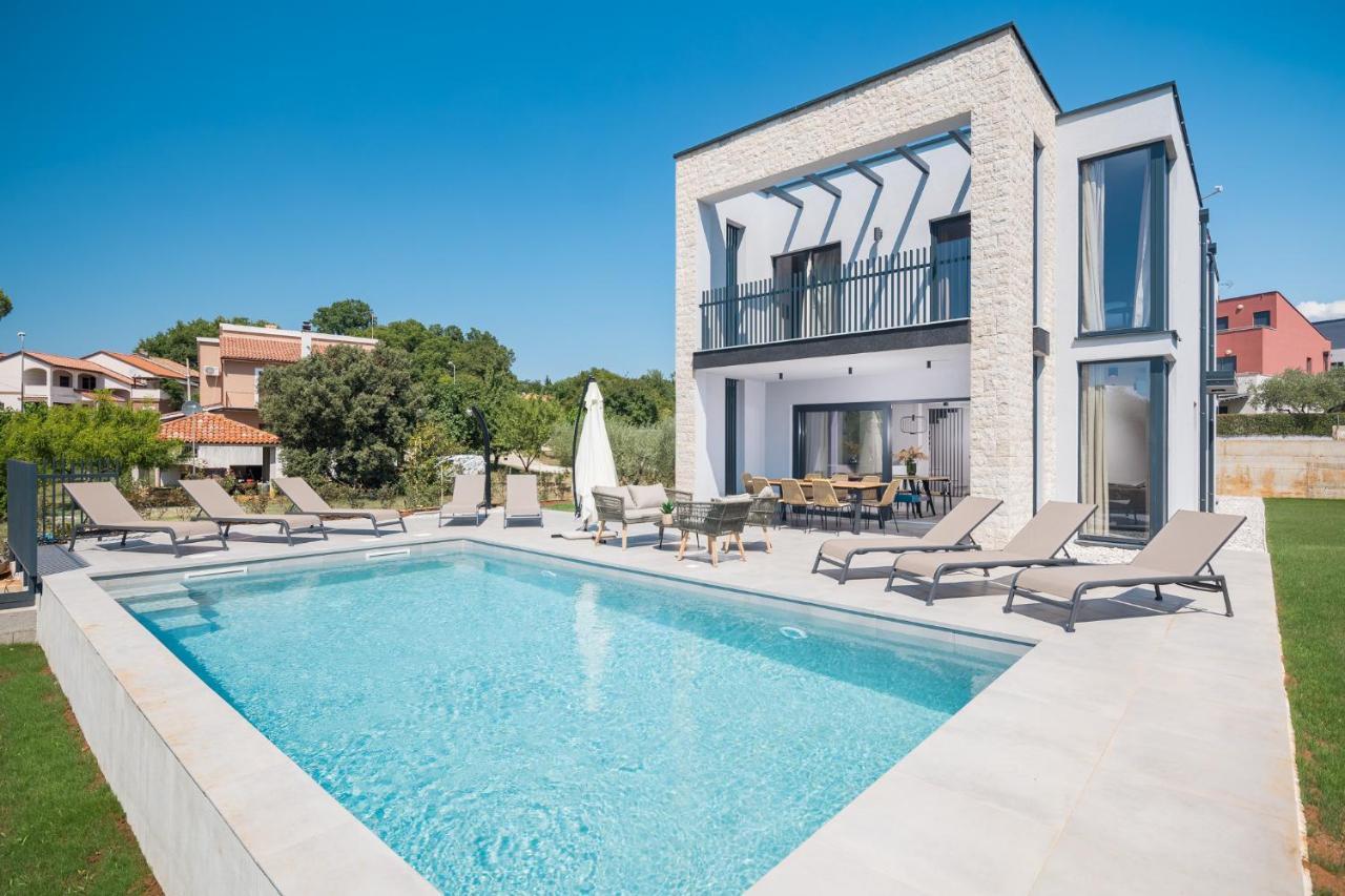 Villa Grota Poreč Buitenkant foto